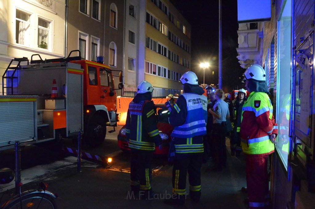 Feuer 2 Y Koeln Kalk Trimbornstr P146.JPG - Miklos Laubert